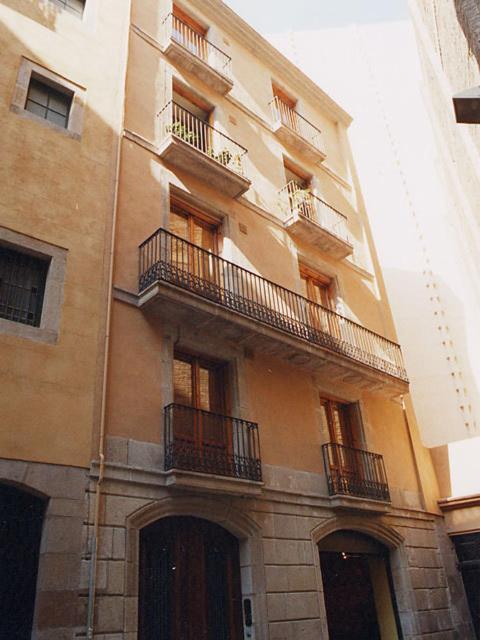 Apartaments St. Jordi Comtal Барселона Экстерьер фото