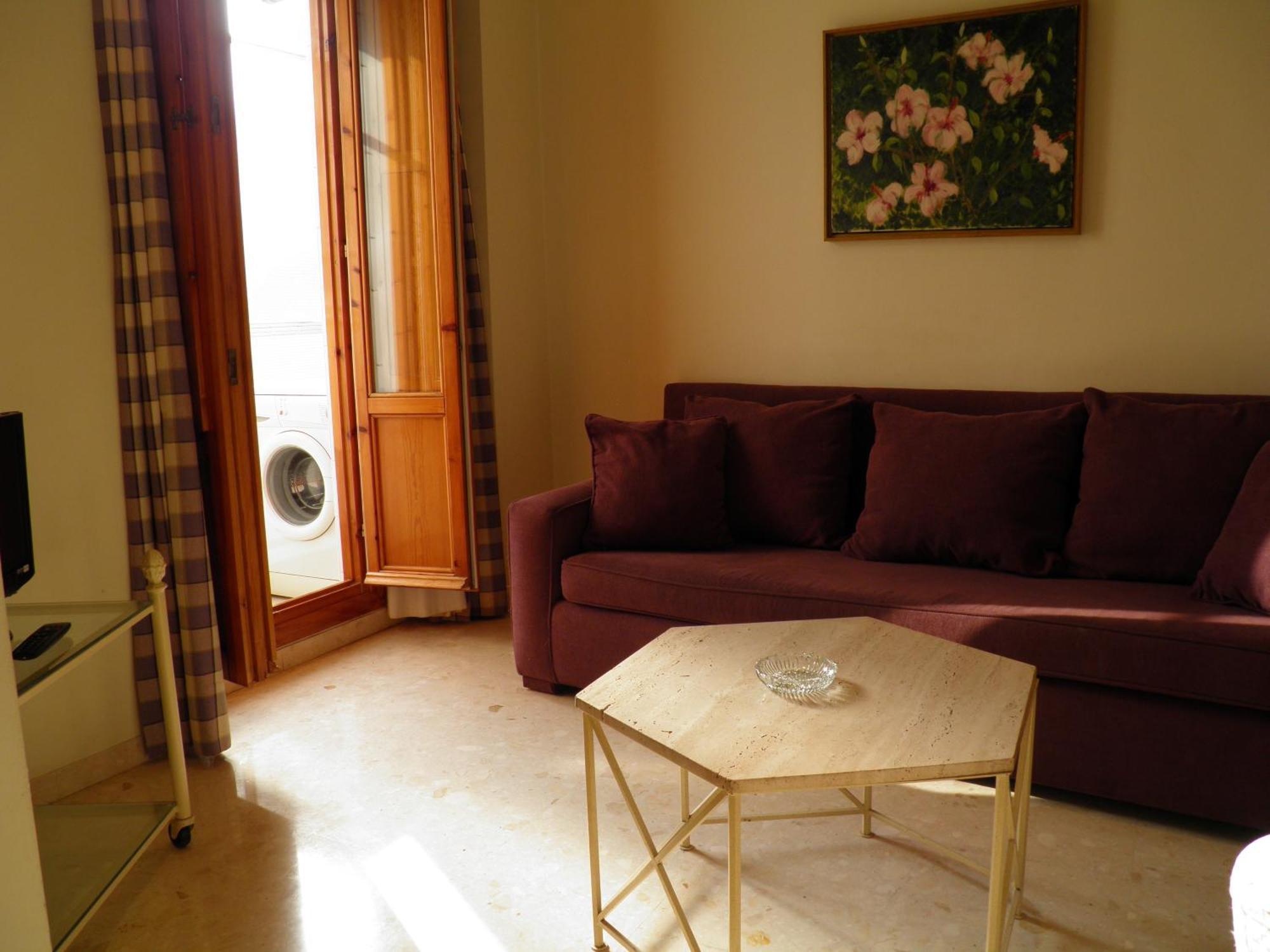 Apartaments St. Jordi Comtal Барселона Экстерьер фото
