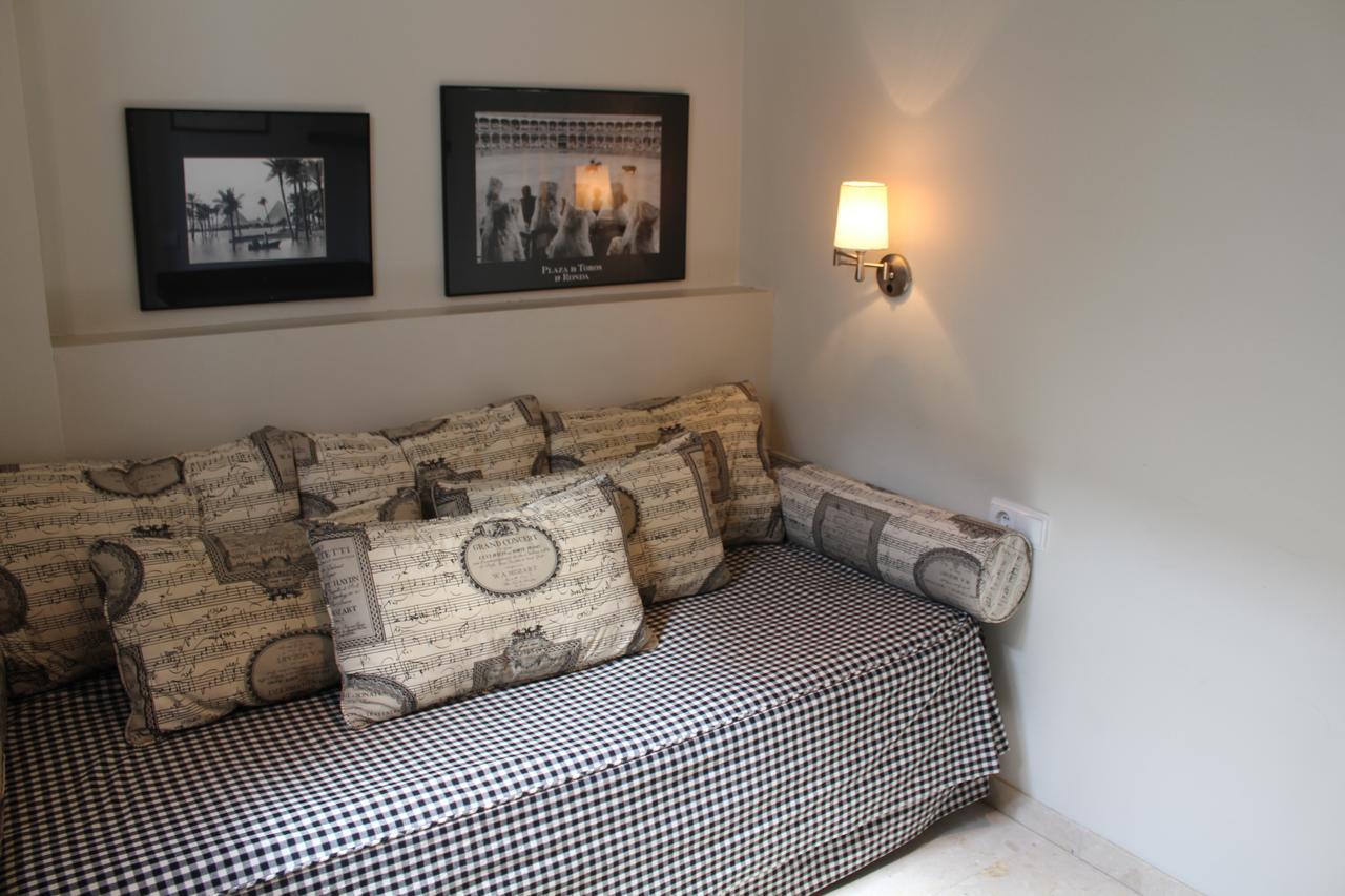 Apartaments St. Jordi Comtal Барселона Экстерьер фото