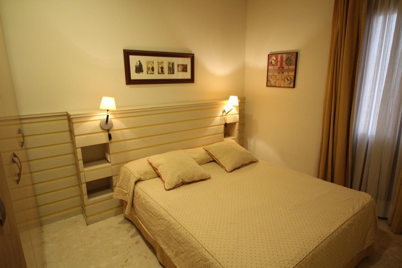Apartaments St. Jordi Comtal Барселона Экстерьер фото