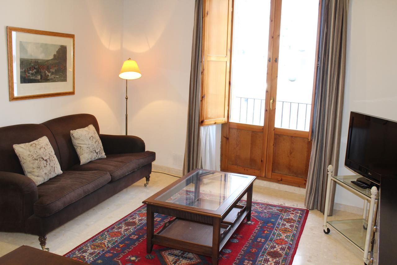 Apartaments St. Jordi Comtal Барселона Экстерьер фото