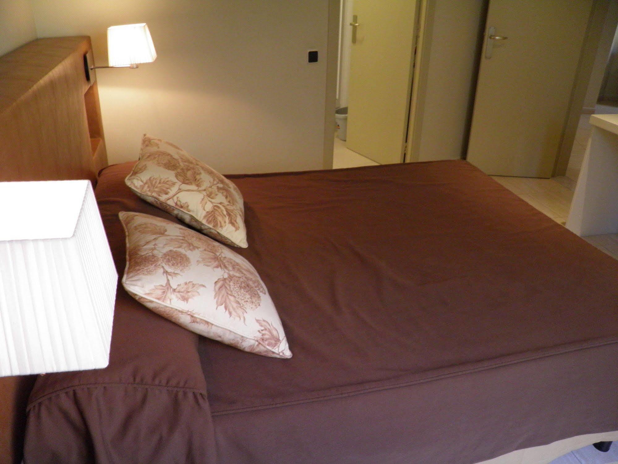 Apartaments St. Jordi Comtal Барселона Экстерьер фото